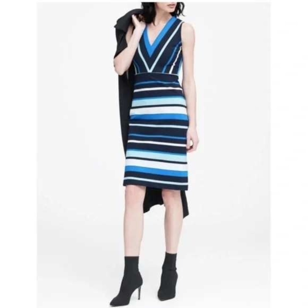 Banana Republic Ponte V-Neck Sheath Dress Blue Black Striped‎ Stretch Pencil 8